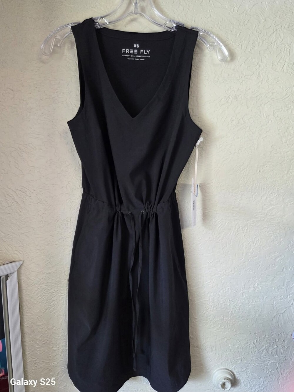 Free Fly Apparel Black V-Neck Drawstring Midi Dress Tagged $99